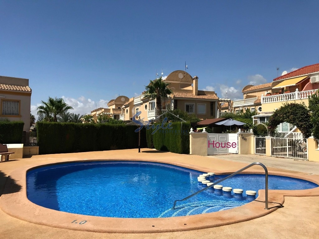 Resale - Town House - La Zenia