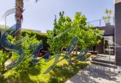 Купить отдельный угловой дом с садом около La Fuente в  Вилламарти. id 4562