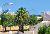 Comprar villa con piscina en Playa Flamenca, cerca del mar y las playas de Orihuela Costa. ID: 4564