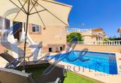 Reventa - Villa - Playa Flamenca