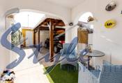 Buy townhouse with garden and pool in Torrevieja. ID 4576