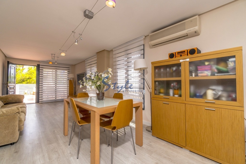 Comprar triplex en Cabo Roig al lado del mar. ID 4579