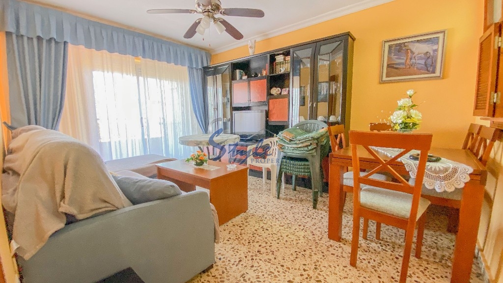 Buy apartment on the seafront in Punta Prima. ID 4602