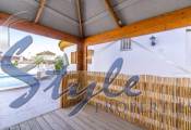 Buy independent chalet with private pool, 800m from the beach in Mil Palmeras. ID 4606