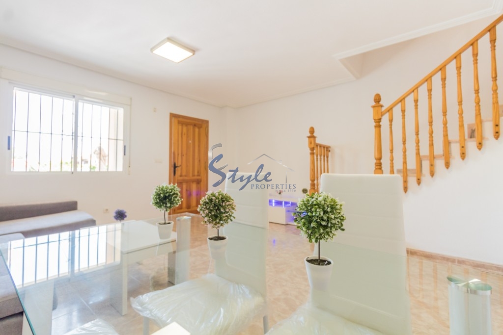 Buy semi-detached duplex with private garden in Playa Flamenca, Orihuela Costa. ID: 4613