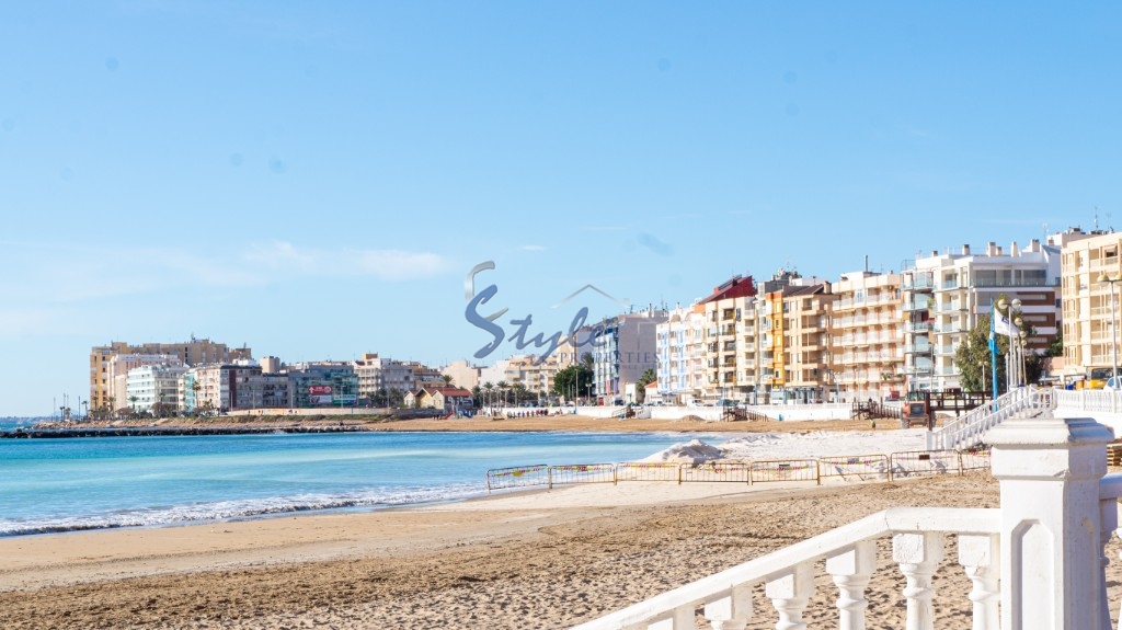 Buy Study apartment close to the beach in Torrevieja, Costa Blanca. ID: 4592