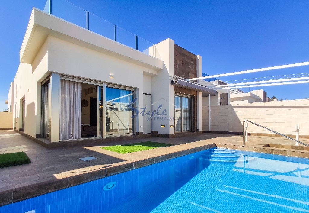 New villa with swimming pool for sale in  La Zenia,Orihuela Costa, Costa Blanca 