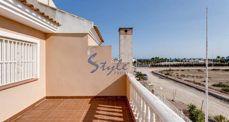 Se vende precioso ático dúplex adosado Mar Azul, Torrevieja. ID: 4634