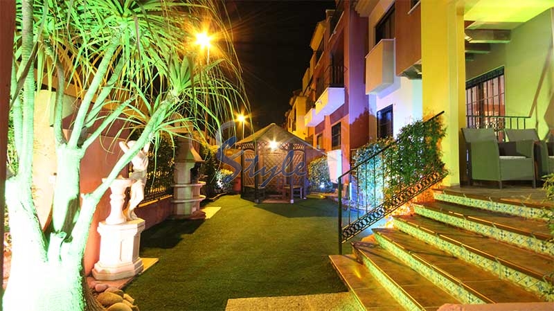 Comprar Apartamentos en Royal Park, Lomas de Cabo Roig, Orihuela Costa. ID 4640
