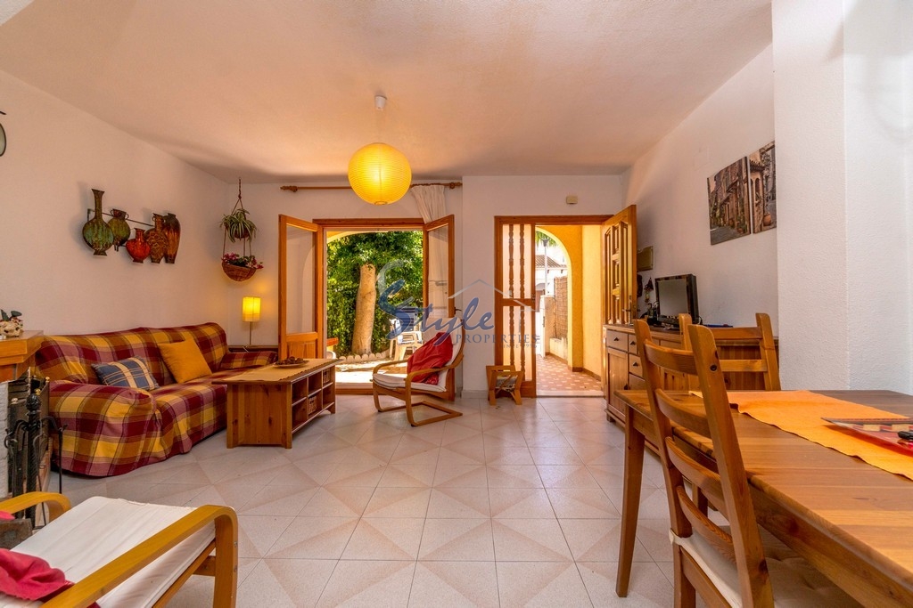 Buy duplex close to the sea in Punta Prima. ID 4644