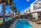 Resale - Villa - Villamartin