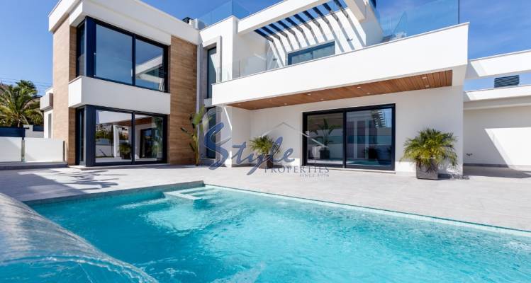 For sale outstanding luxury villa with seaviews in Ciudad Quesada: ID 2846