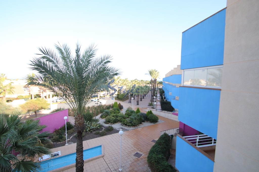 Resale - Apartment - Cabo Roig