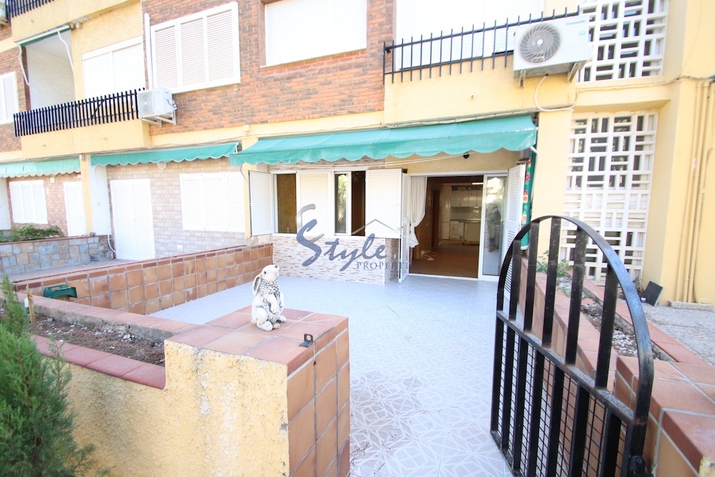 Buy apartment close to the beach in La Zenia, Orihuela Costa. ID 4651