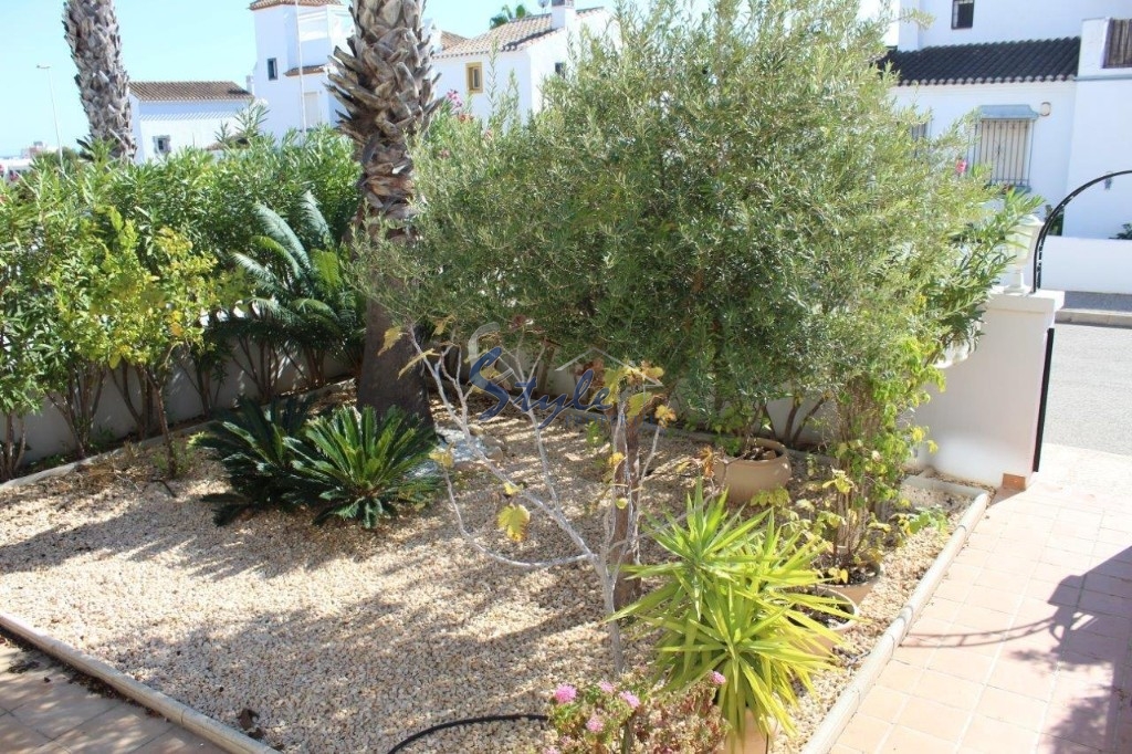 Buy ground floor apartment in Los Dolses, near the golf course in Villamartin, Costa Blanca. ID 4655