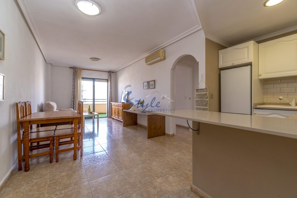 Comprar Apartamentos en Cabo Roig cerca del mar. ID 4657