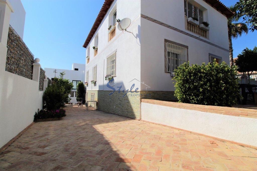 Reventa - Villa - La Mata