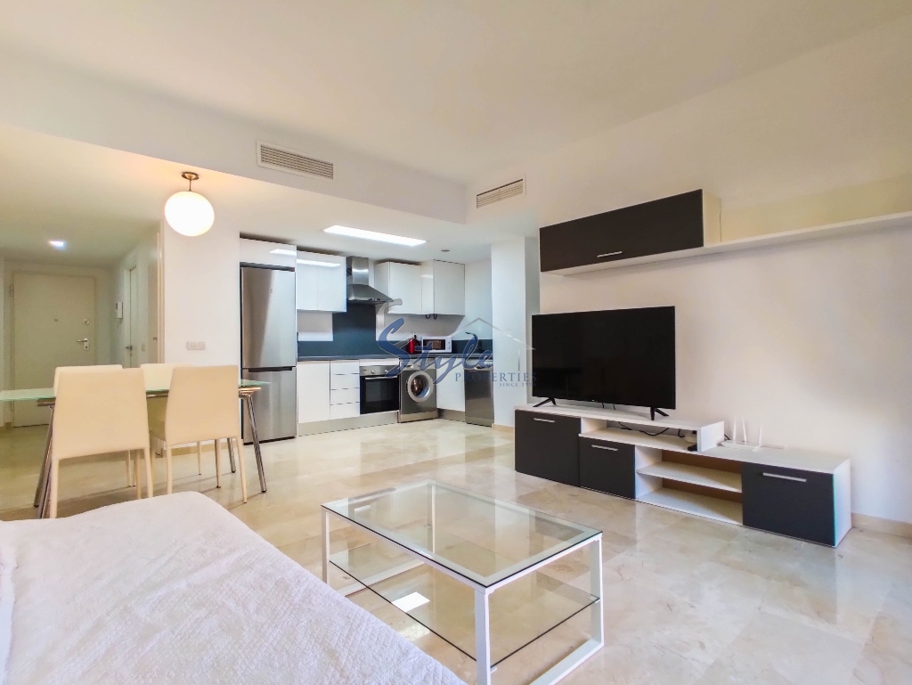 En venta apartamento de 3 habitaciones en La Recoleta, Punta Prima, Costa Blanca ID 3555