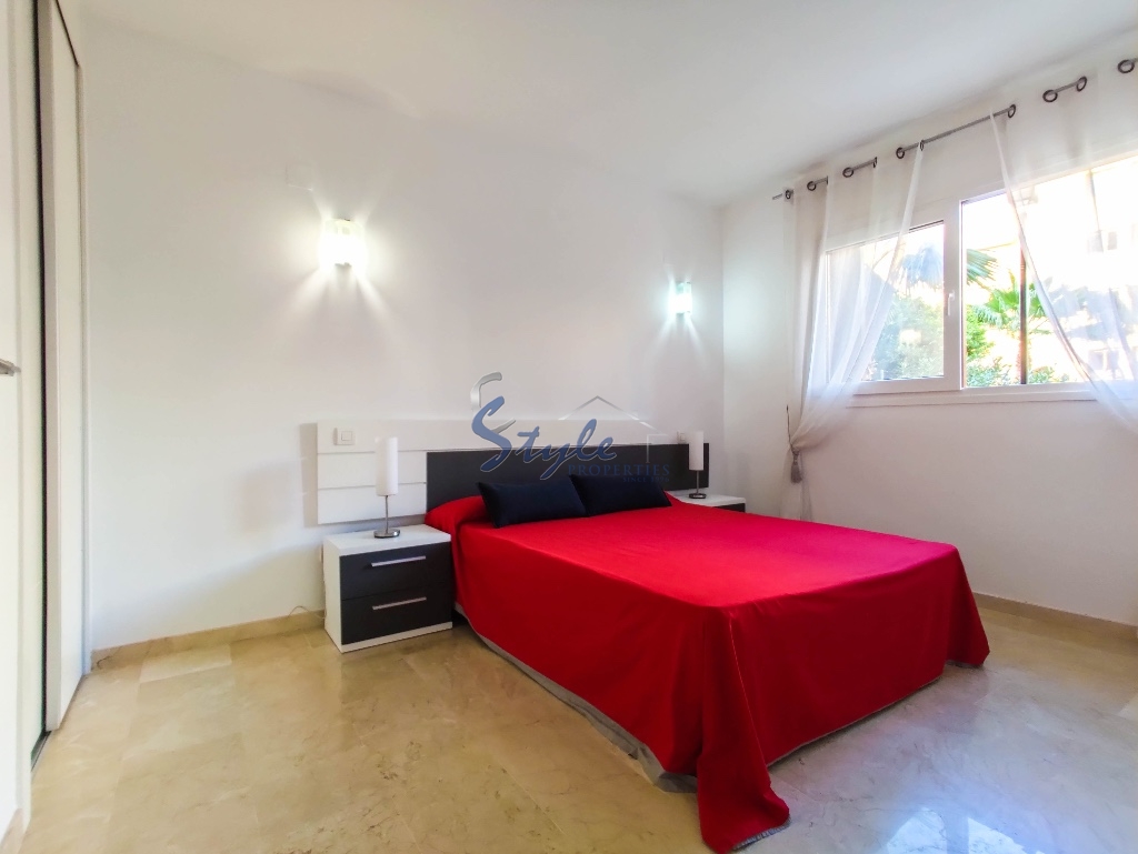 En venta apartamento de 3 habitaciones en La Recoleta, Punta Prima, Costa Blanca ID 3555