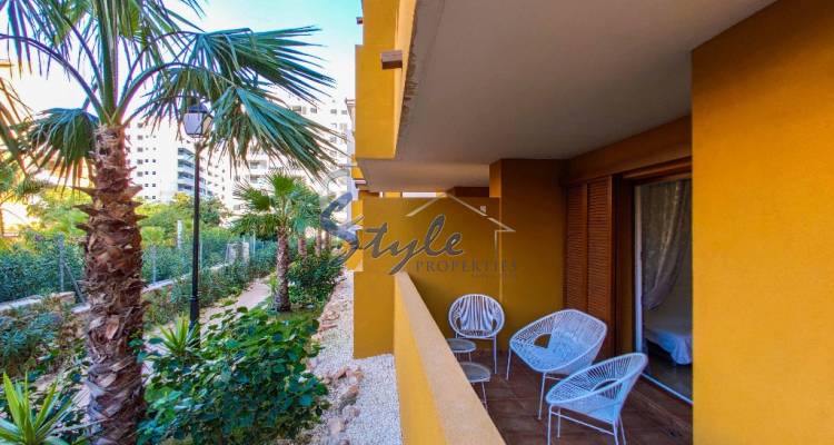 En venta apartamento de 3 habitaciones en La Recoleta, Punta Prima, Costa Blanca ID 3555