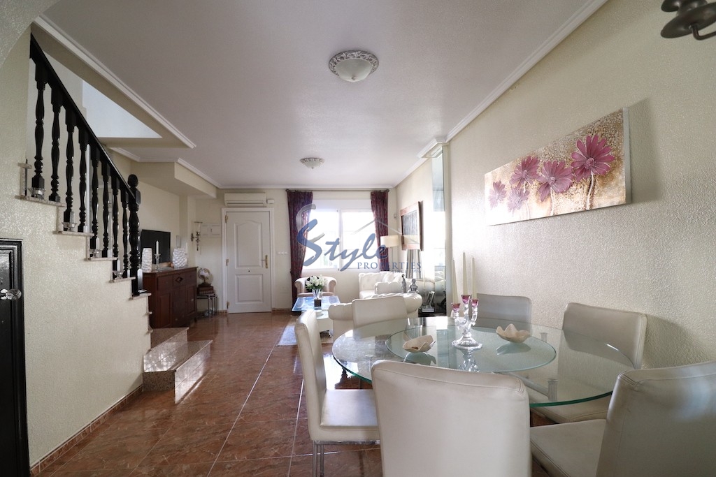 Resale - Town House - Villamartin