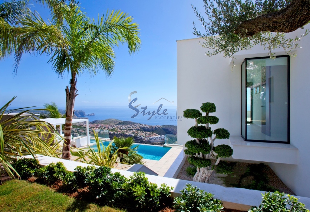For sale new build villa with sea views in Moraira, Alicante, Costa Blanca ; Spain. ID ON1011