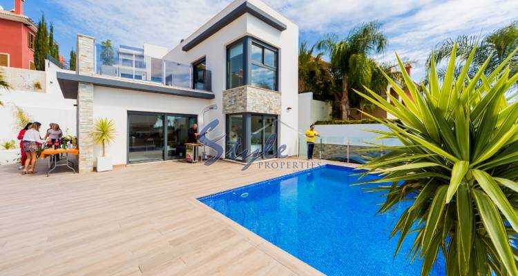 For sale new build villa en Benidorm , Alicante, Costa Blanca 