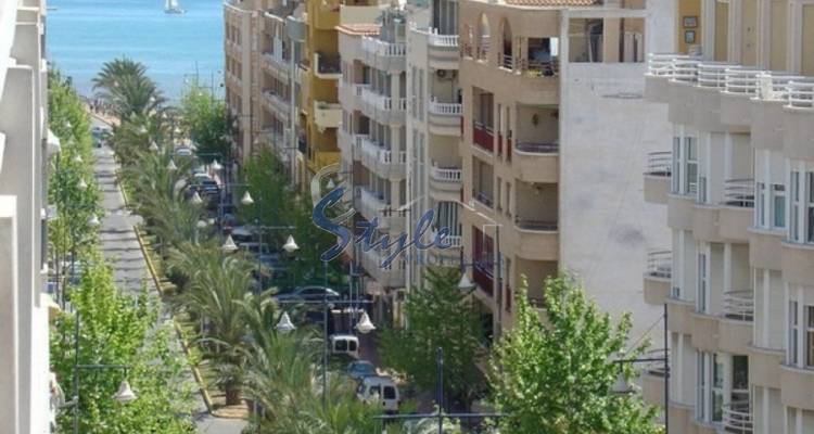 Buy apartment close to the sea in Torrevieja, Costa Blanca, 400 meters from the beach. ID: 4669