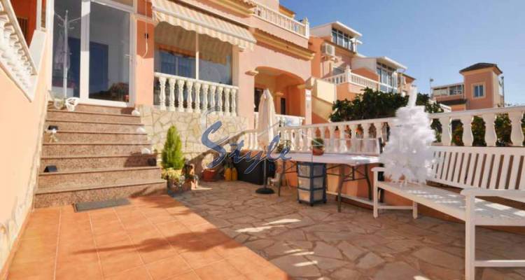 Buy duplex apartment with pool close to the sea in Playa Flamenca, Orihuela Costa. ID: 4672