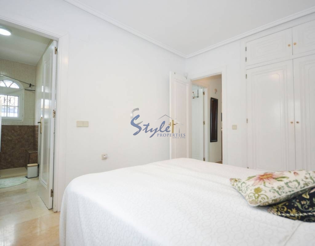 Resale - Apartment - Villamartin