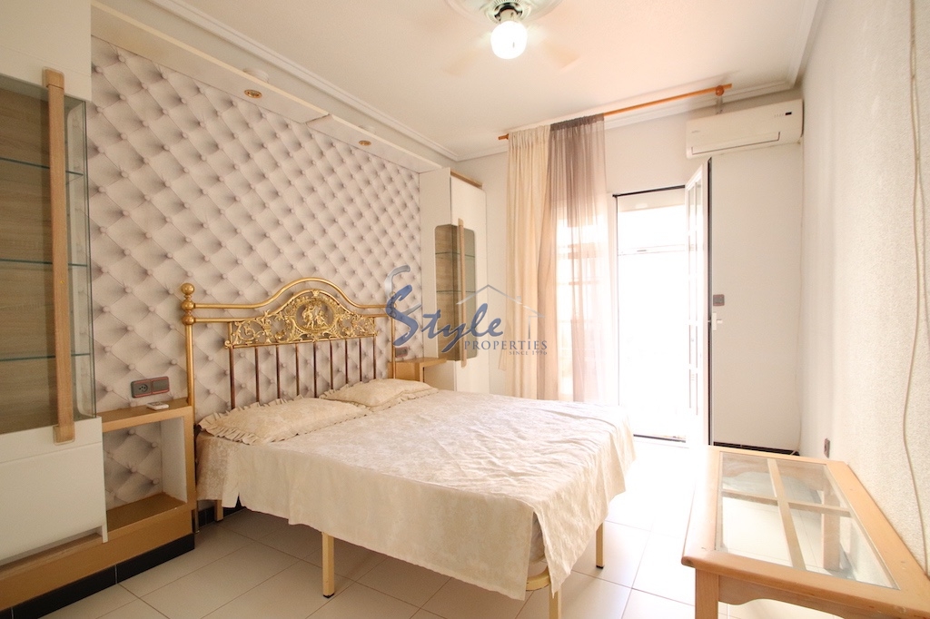 Resale - Apartment - Los Altos