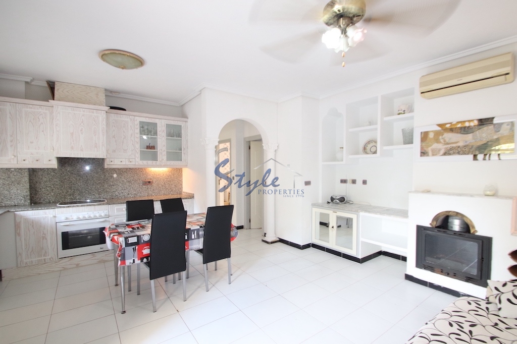 Resale - Apartment - Los Altos