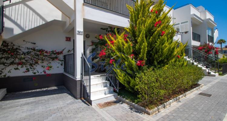 Buy Bungalow in Torrevieja. ID 4684