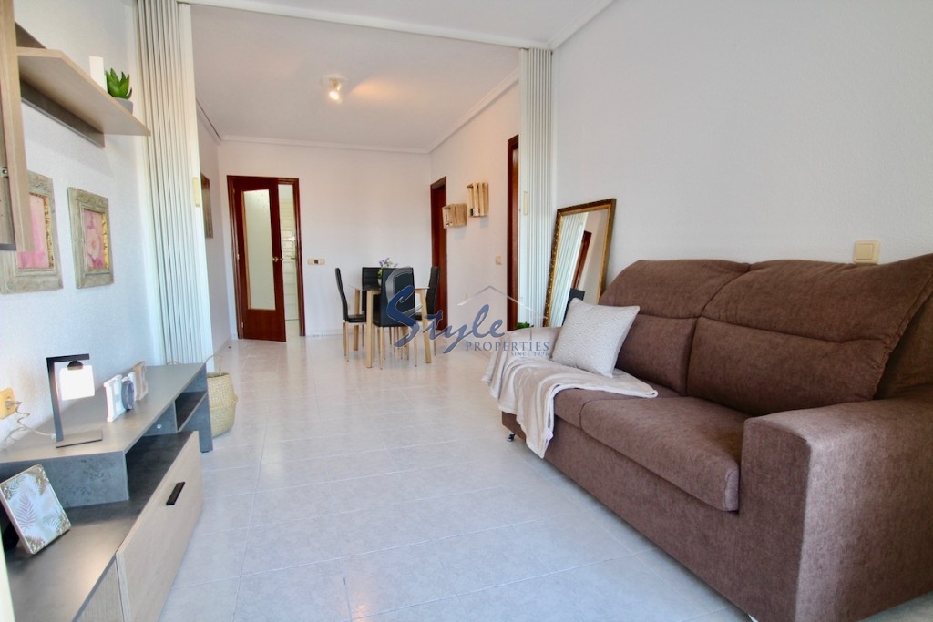 Buy apartment close to the sea in Torrevieja, Costa Blanca. ID: 4688