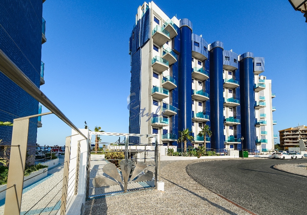 Resale - Apartment - Punta Prima