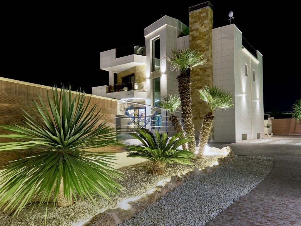 Resale - Villa - La Mata