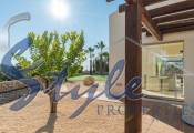 Resale - Villa - Las Colinas