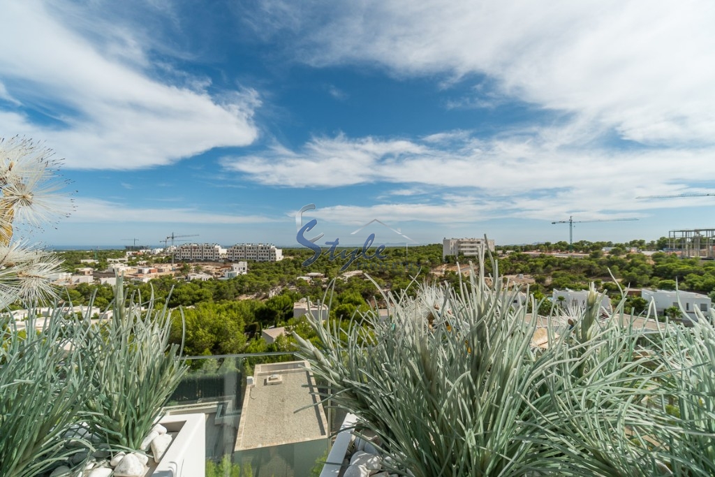 Resale - Penthouse - Las Colinas