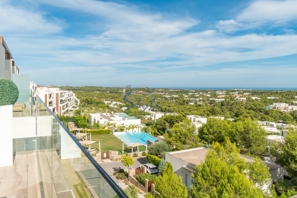 Buy luxury stylish penthouse in Las Colinas Golf & Country Club, Villamartín, Orihuela Costa. id 4705