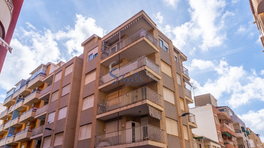 Comprar Apartamento con 3D en la playa cerca del mar en Torrevieja. ID 4709