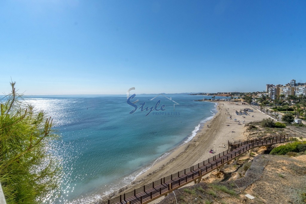Купить апартаменты у моря с панорамным видом в Кампоамор, Коста Бланка, Испания. ID: 4724