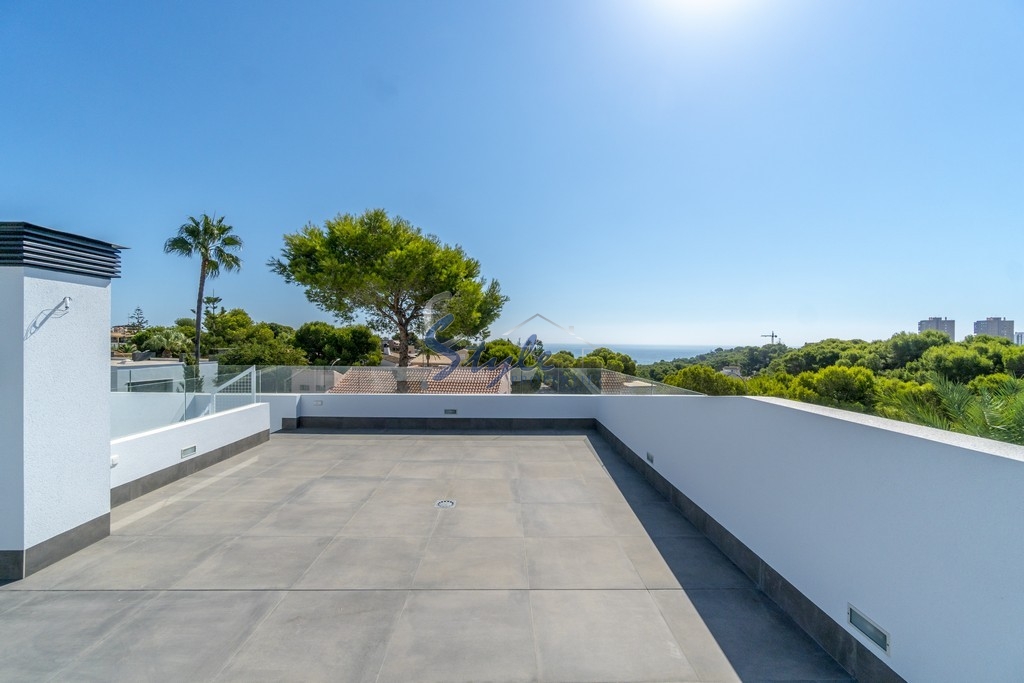 Comprar nueva villa con parcela y piscina privada en Dehesa de Campoamor cerca del mar. ID ON1153_43