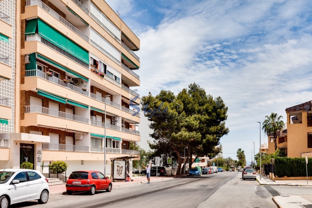 Apartment for sale in Punta Prima, Torrevieja near the sea and the beautiful beaches. ID: 5125