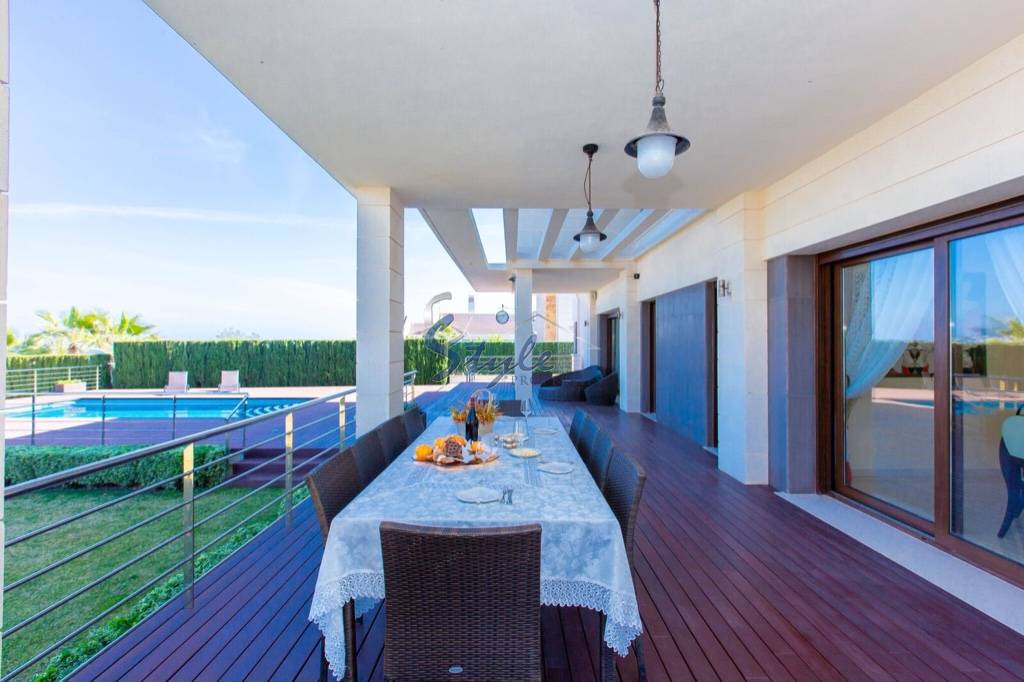 Resale - Villa - La Mata - La Mata Torrevieja