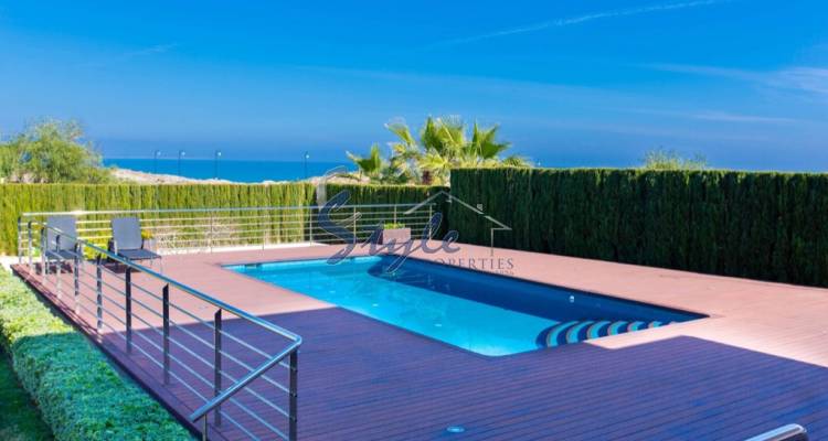 Resale - Villa - La Mata - La Mata Torrevieja