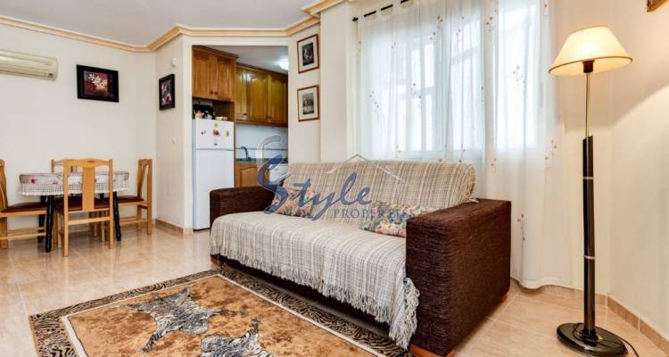 Buy apartment 3 bedrooms close to the sea in Torrevieja, Costa Blanca, 650 meters from the “Playa Acequion”beach. ID: 4742