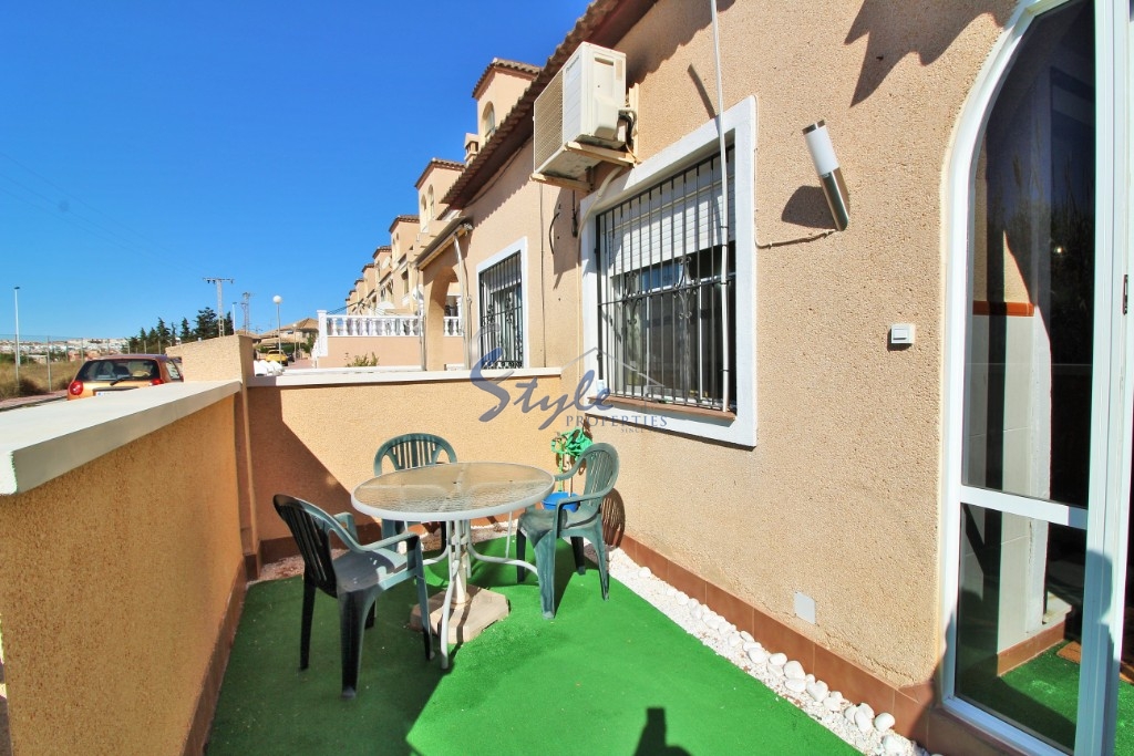 Comprar bungalow en Punta Prima cerca del mar. ID 4013