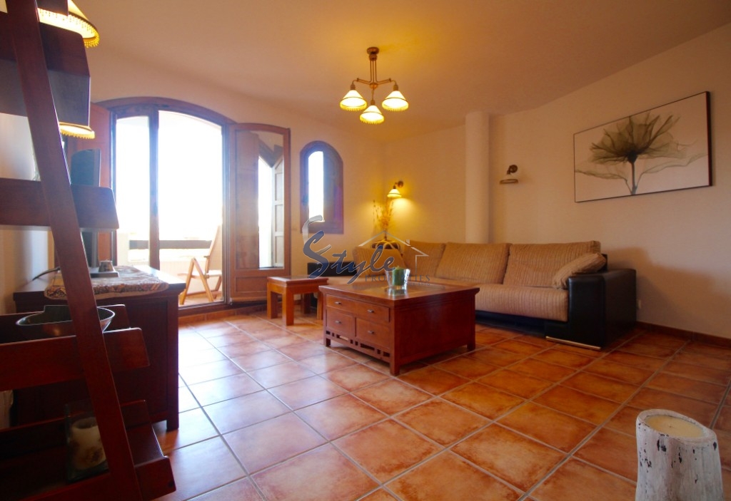 Buy apartment on the seafront in Panorama Park, Punta Prima. ID 4021