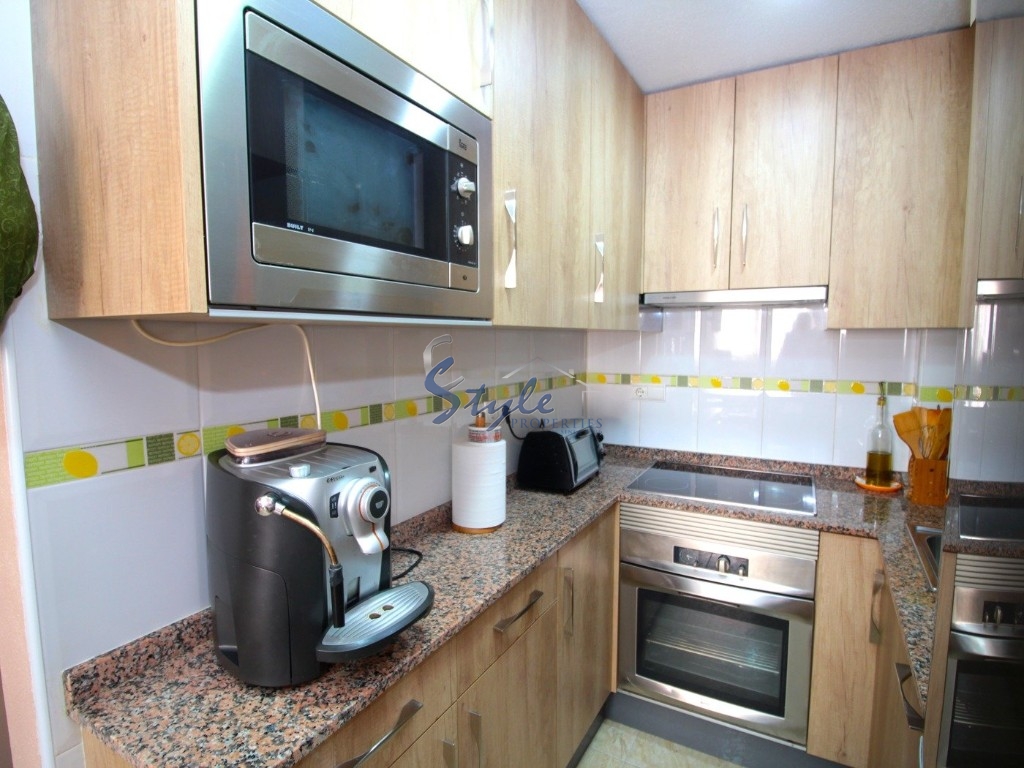 Buy apartment close to the sea in Torrevieja, Costa Blanca. ID: 4024