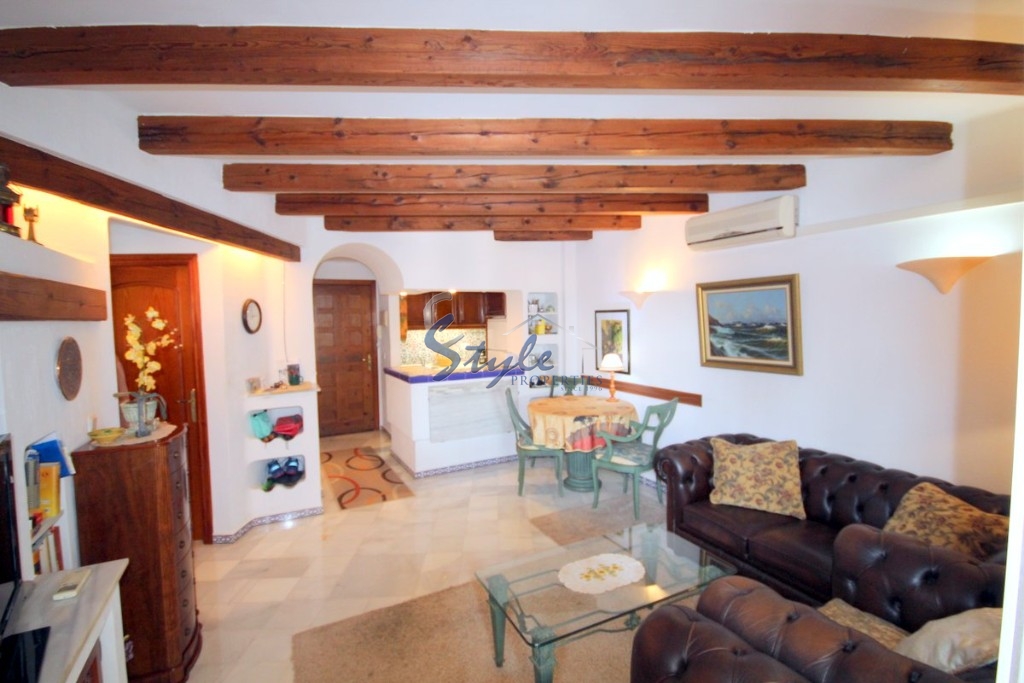Buy apartment close to the sea in Playa de Los Locos, Torrevieja, Costa Blanca. ID: 4031